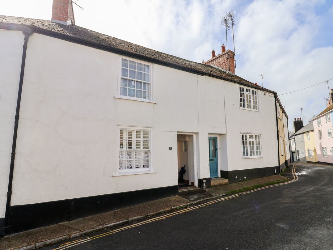3 Dolphin Cottages