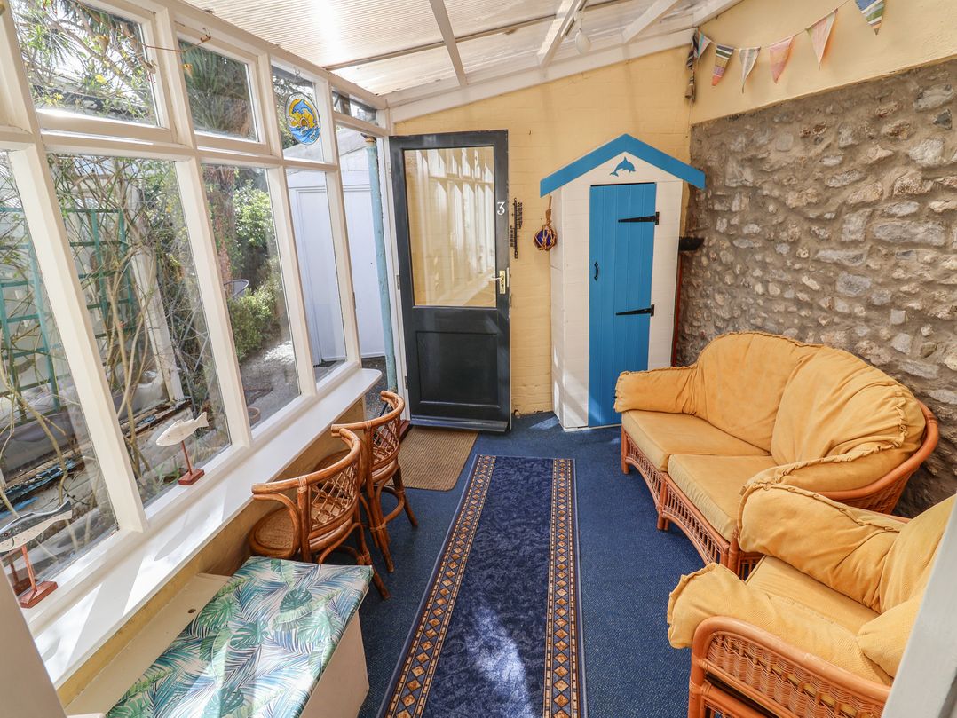 3 Dolphin Cottages