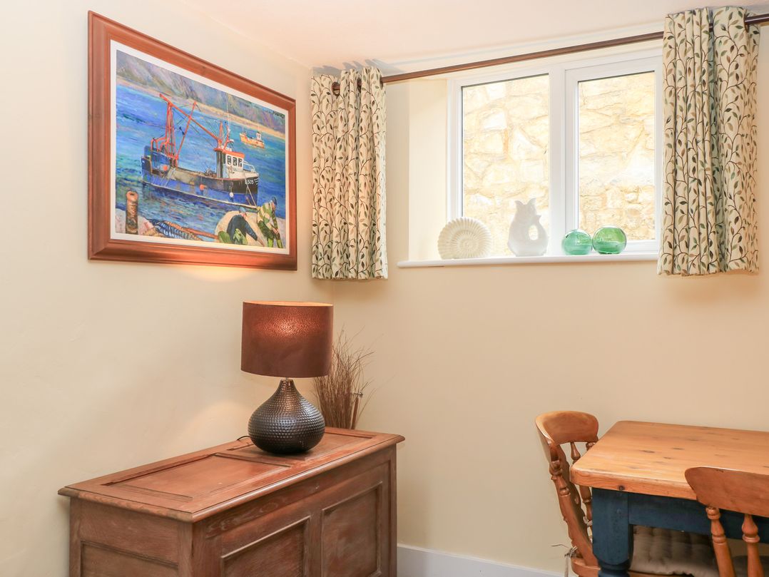 4/5 Georges Square