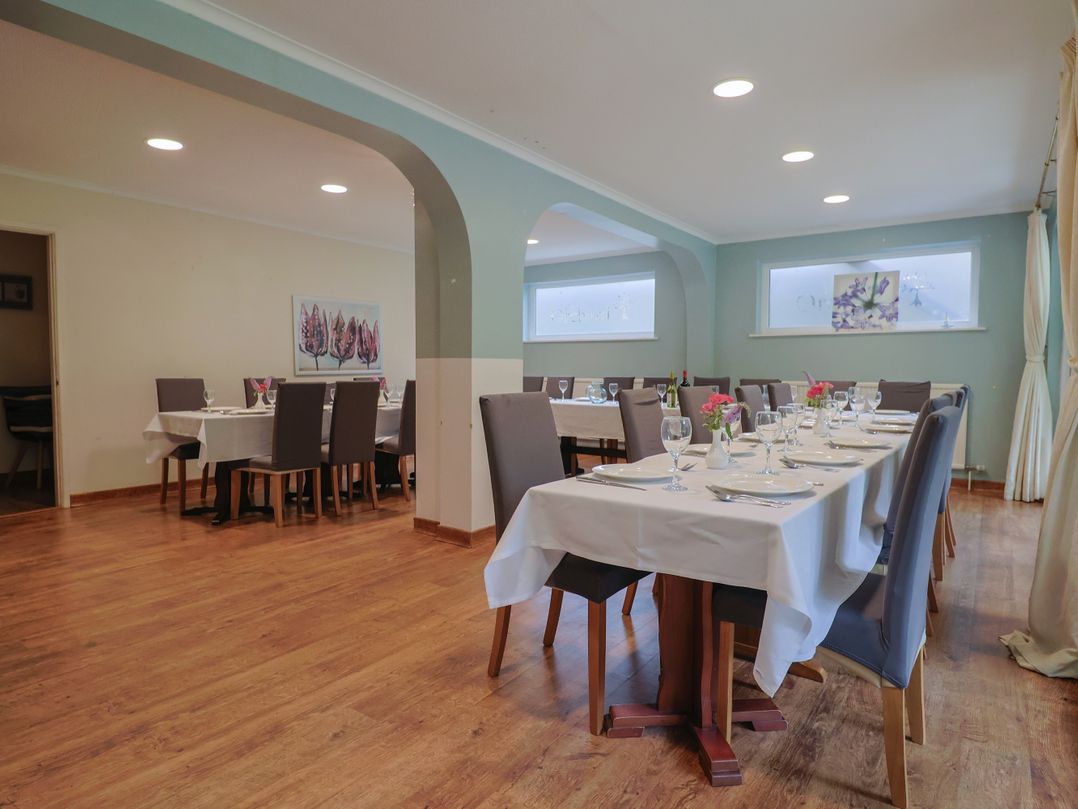The Orchard Country House