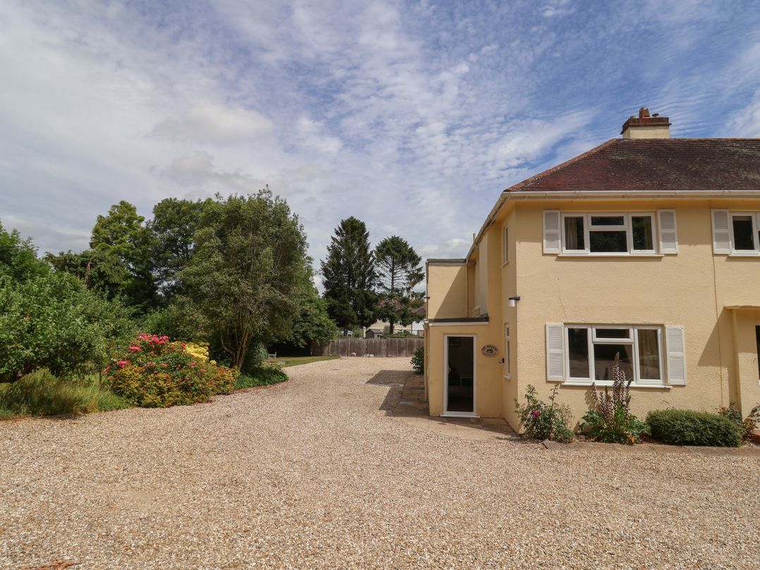 The Orchard Country House