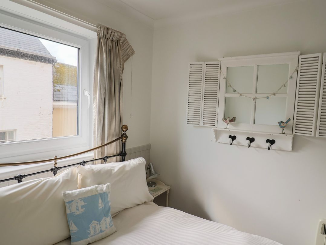 1 Bay View Court