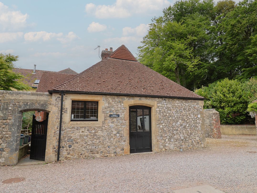 Yard Cottage