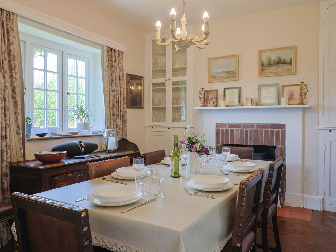 Lynch Cottage