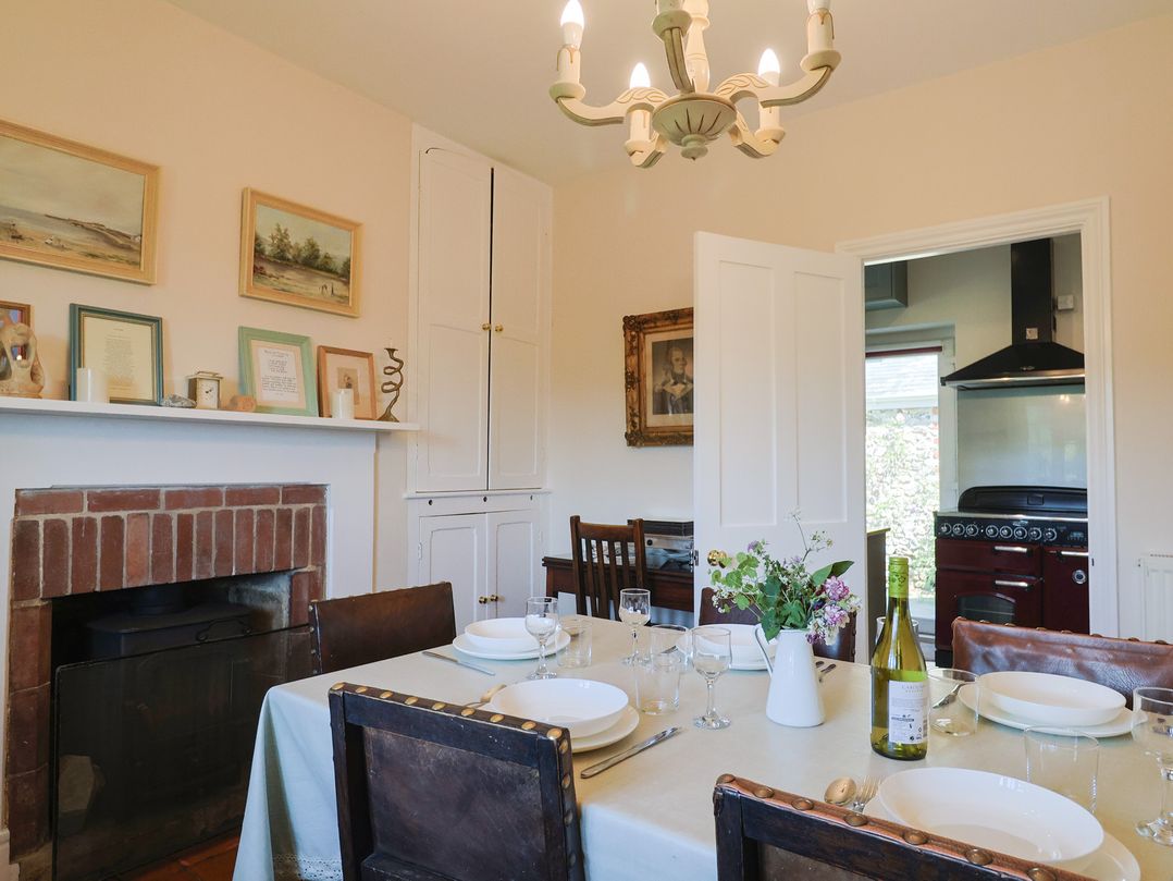 Lynch Cottage