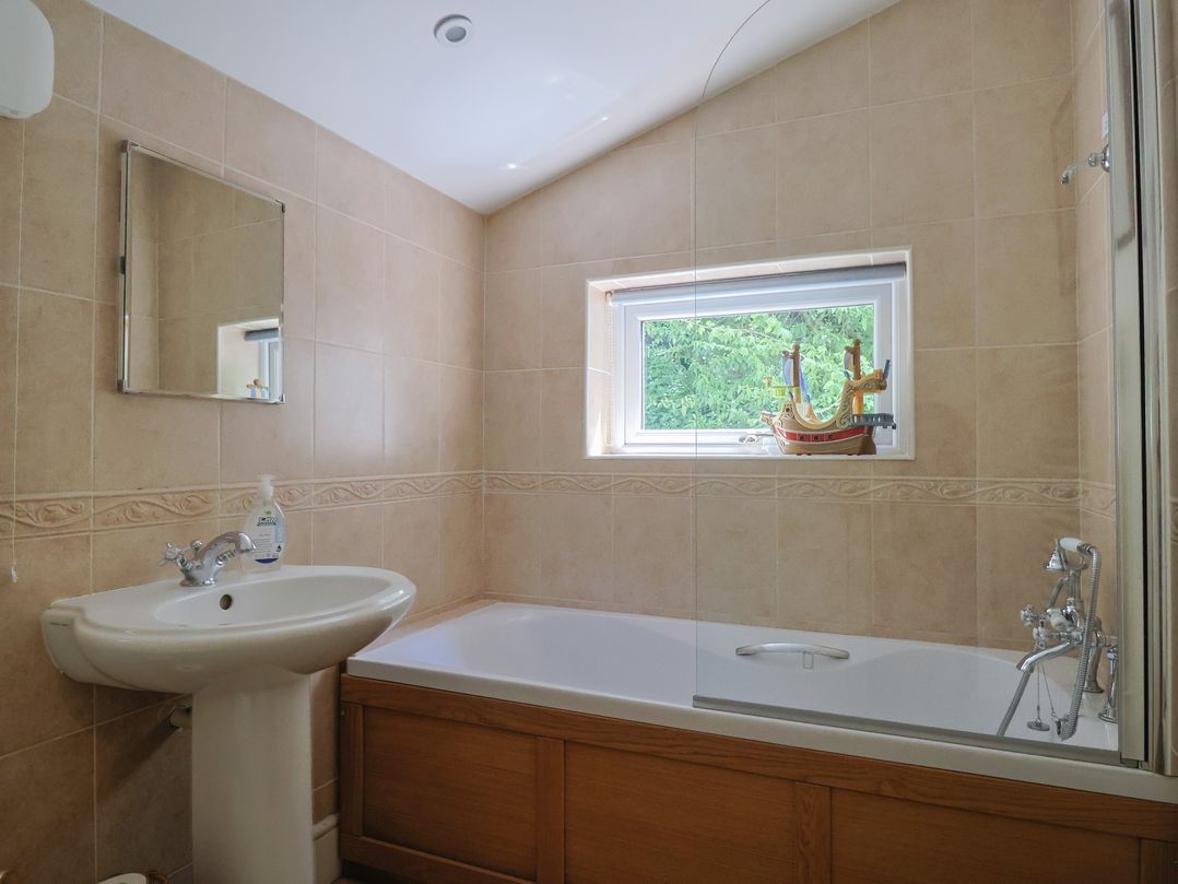 Lynch Cottage