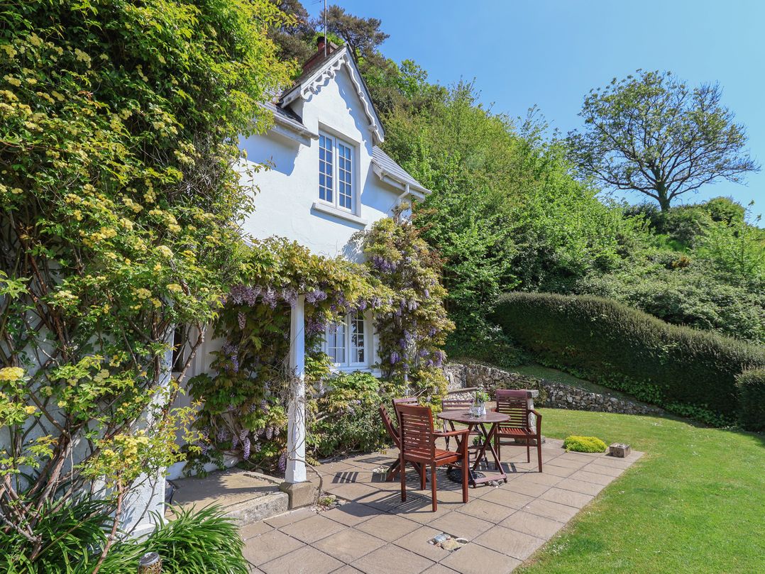 Lynch Cottage
