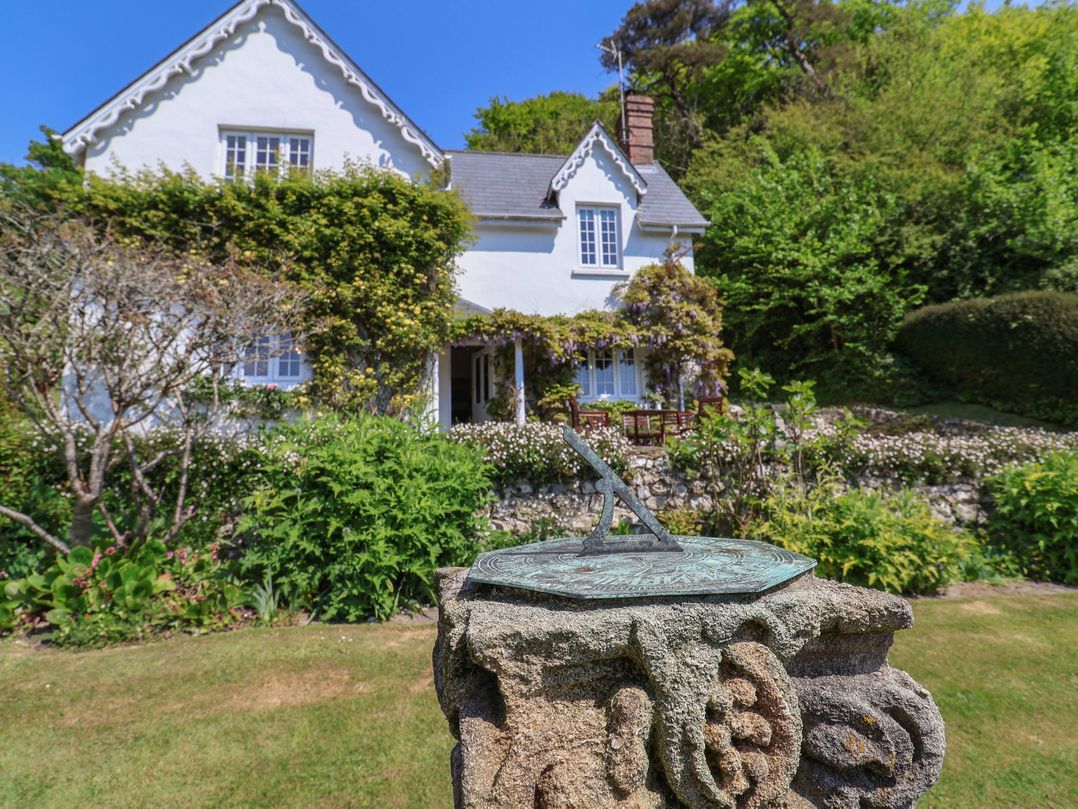 Lynch Cottage