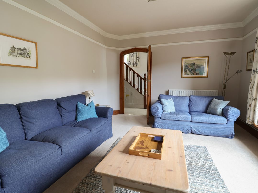5 Belmont Terrace