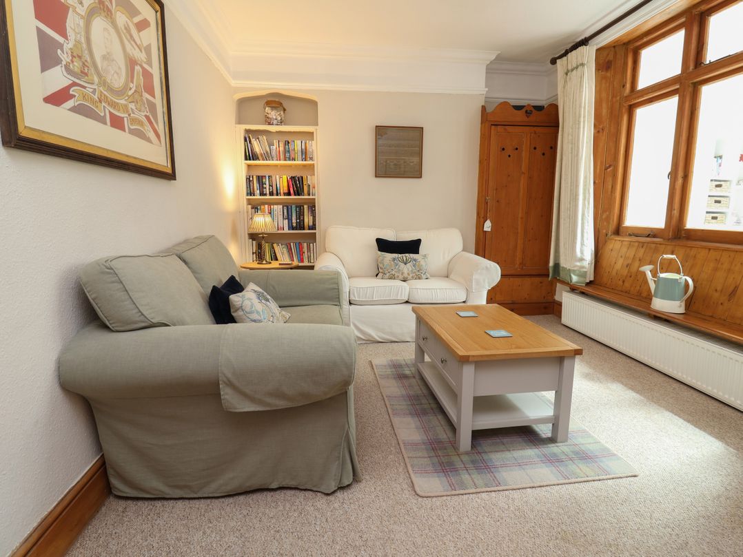 5 Belmont Terrace