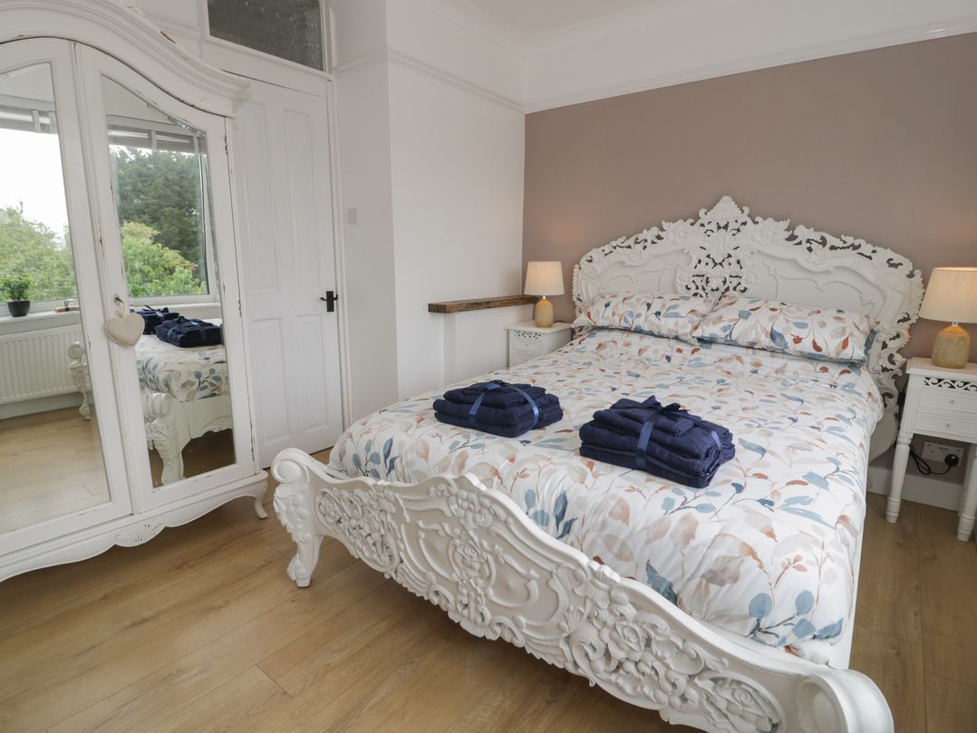 Mid Haven Cottage