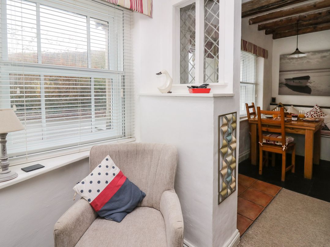 Bryniau Bychain Cottage