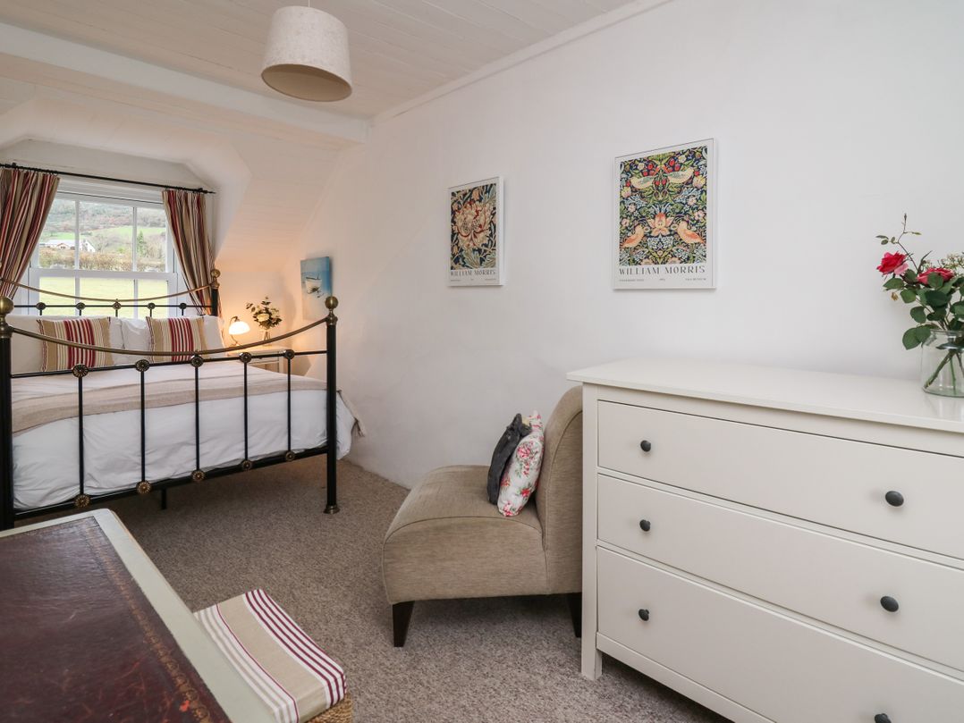 Bryniau Bychain Cottage