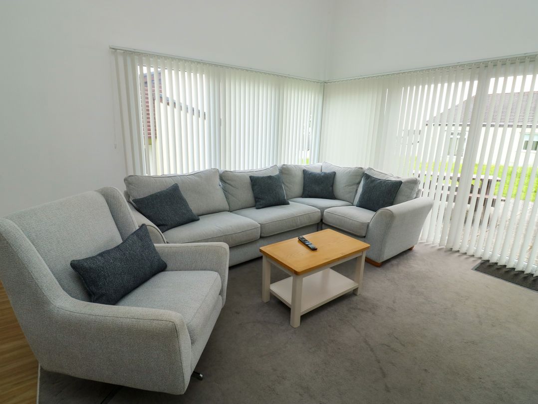 Harcombe House Accessible Pet Free Bungalow Sleeps 5