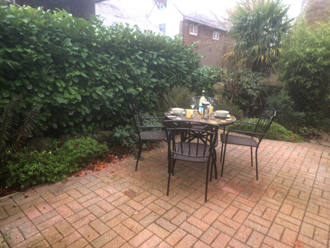 1 Little Ripple Cottages