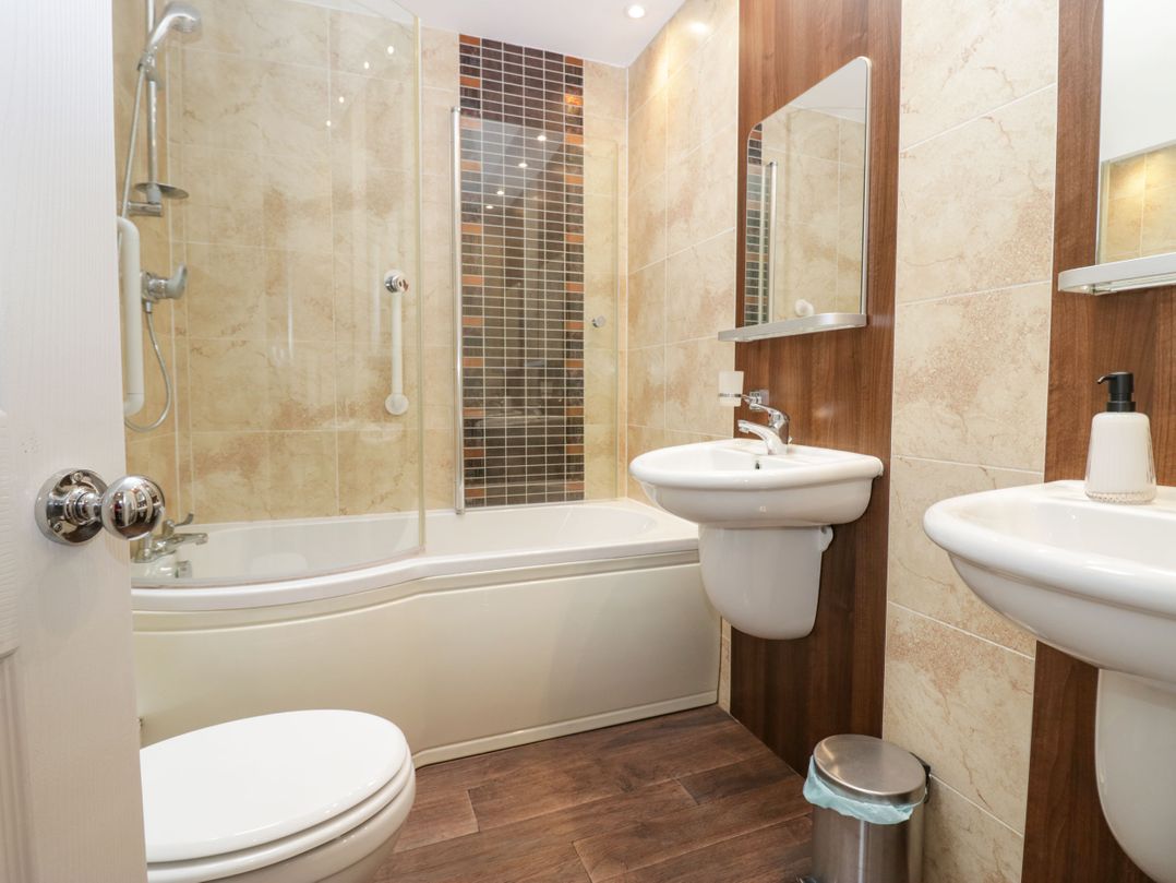 Flat 1 Kentholme