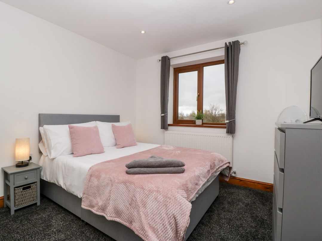Bluebell Lodge, Meadow view lodges