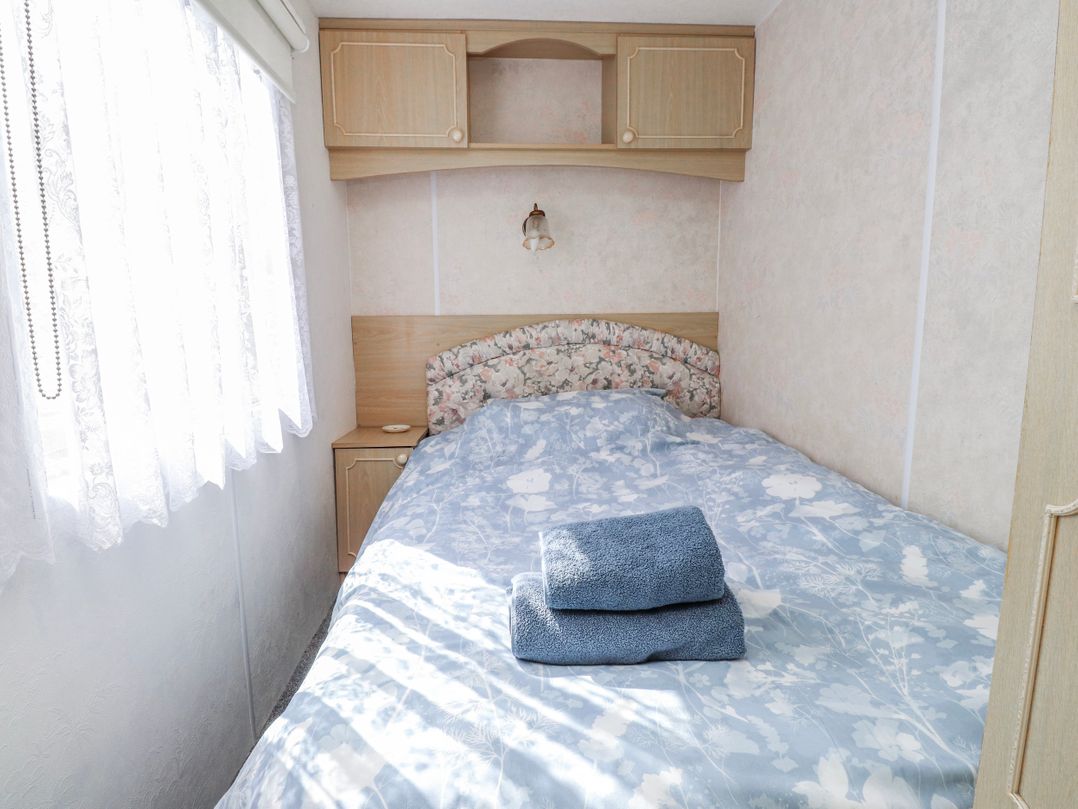 Fron Dderw Caravan