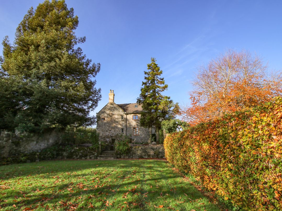 Pentre Hall