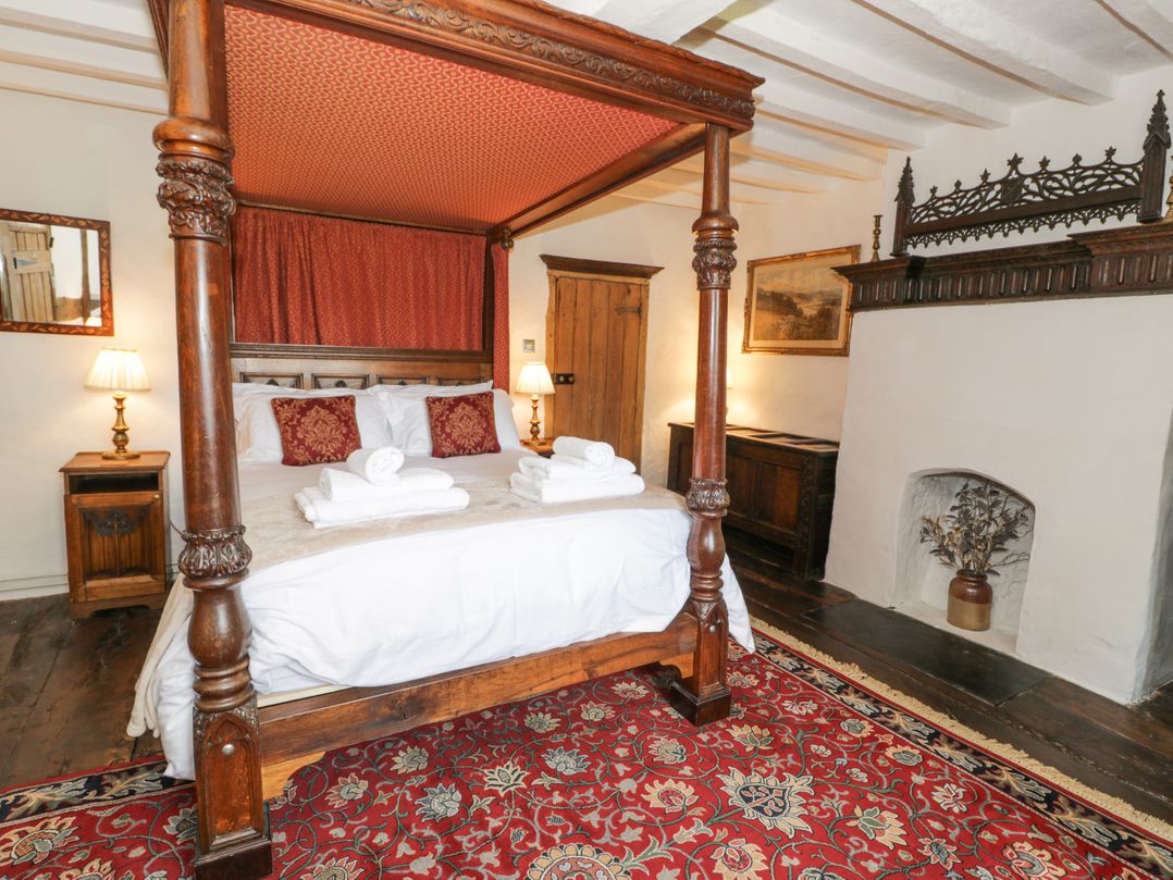 Pentre Hall