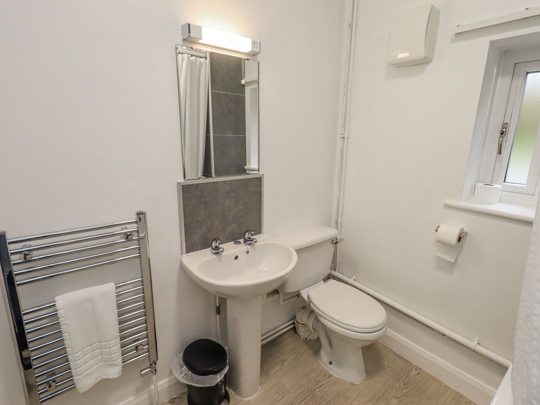 Jubilee Three Bedroom House Pet Free