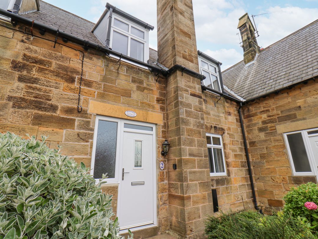 2 Maypole Green
