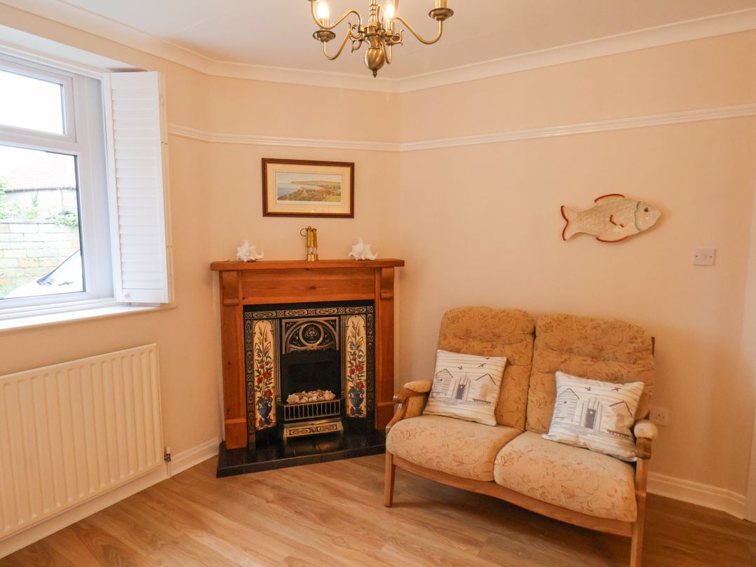 2 Maypole Green