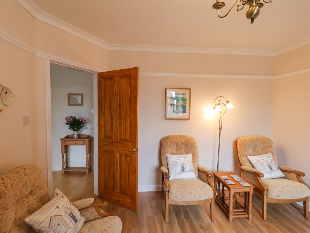 2 Maypole Green