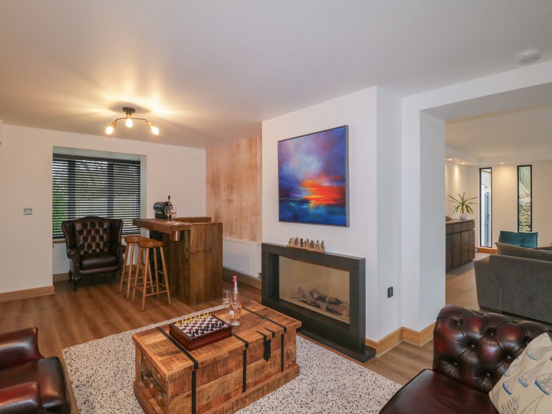 2 White Rock Court