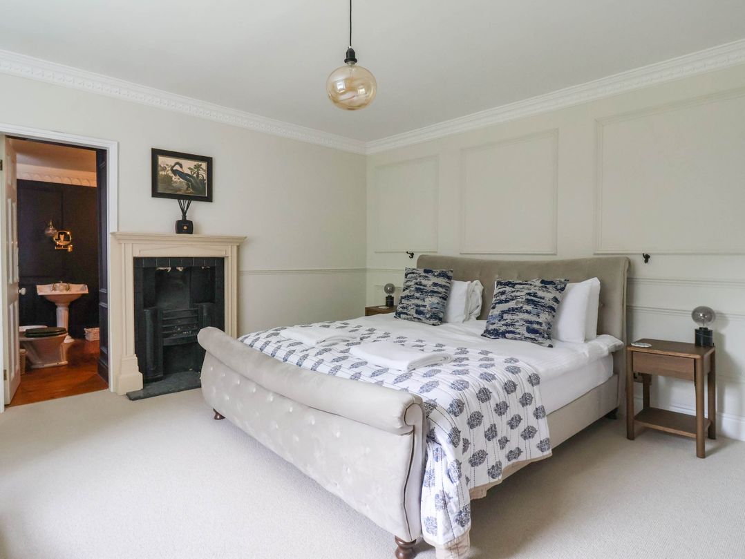 Kexby House