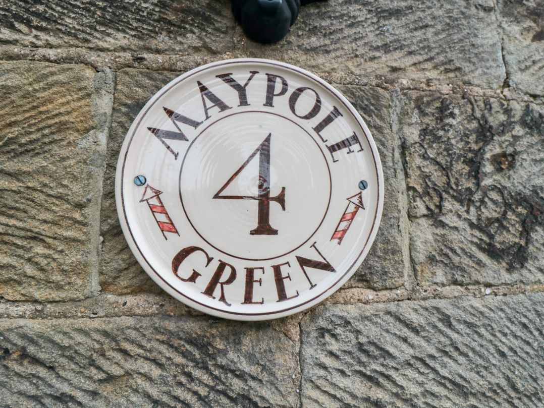 4 Maypole Green