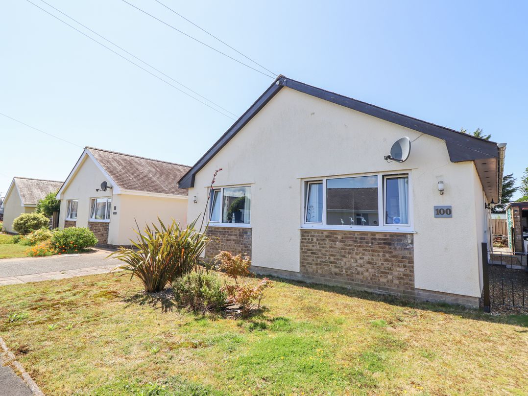 Ty Glan Morfa, Morfa Bychan - Sleeps 5 guests