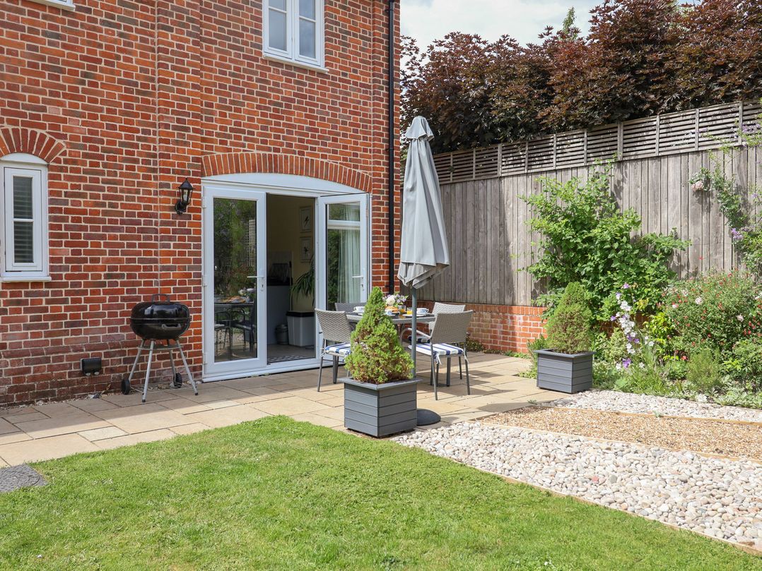 1 Coconut Cottage, Long Melford