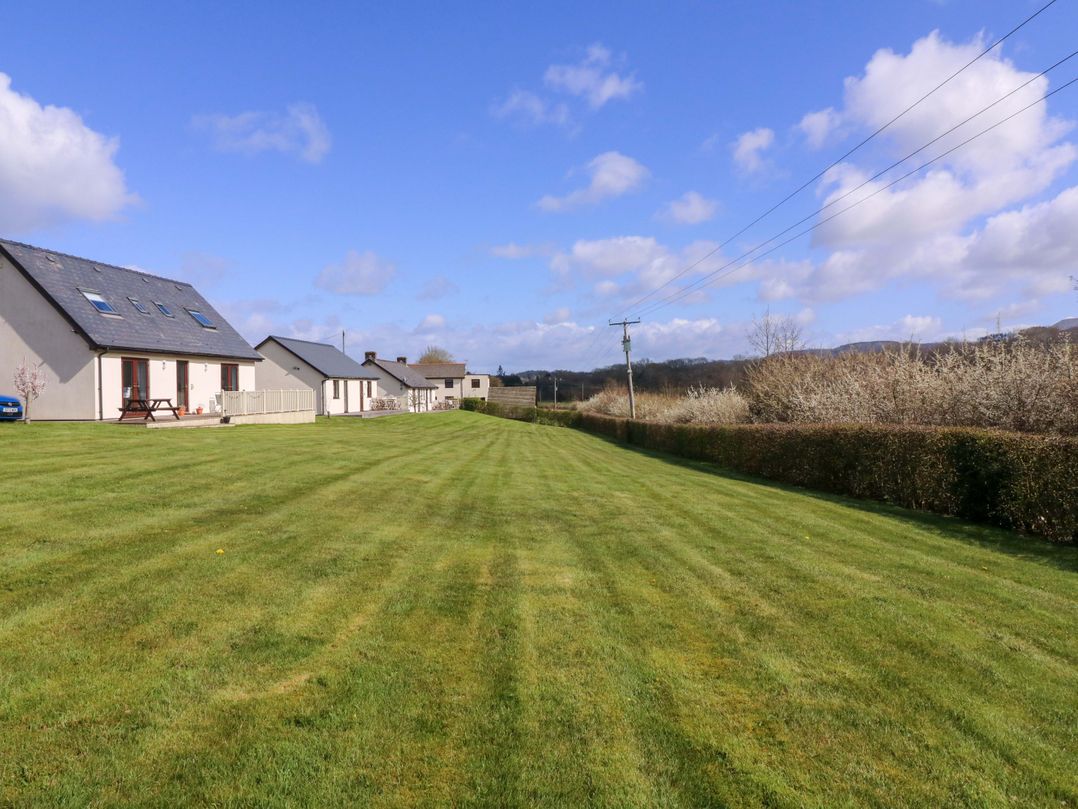 Sunny Cottage