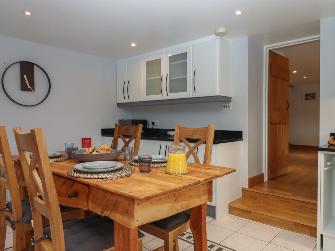 Waterland Farmhouse