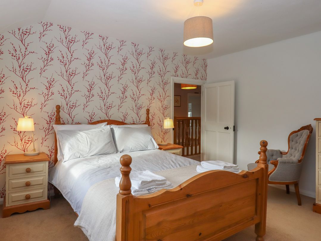 Waterland Farmhouse