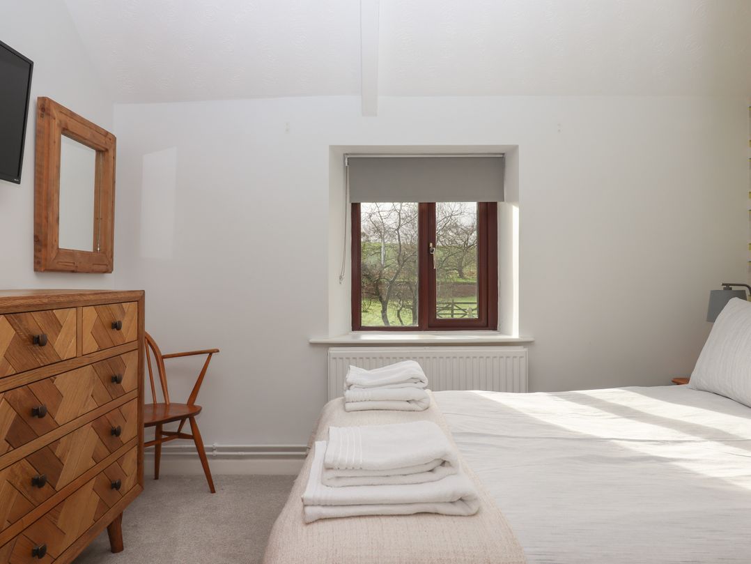 Waterland Farmhouse