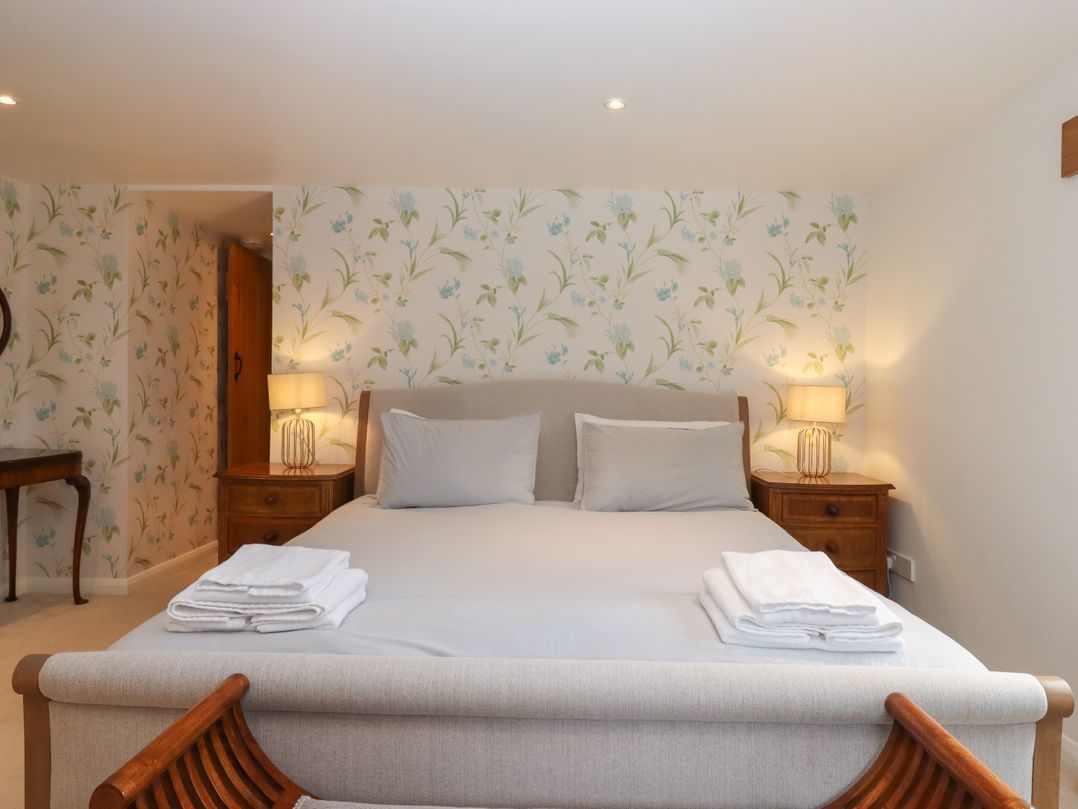 Waterland Farmhouse