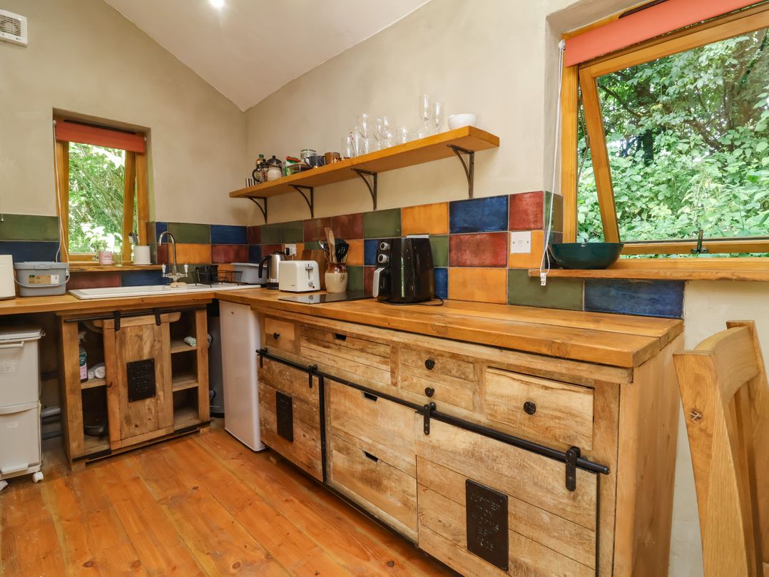 Brambly Cabin