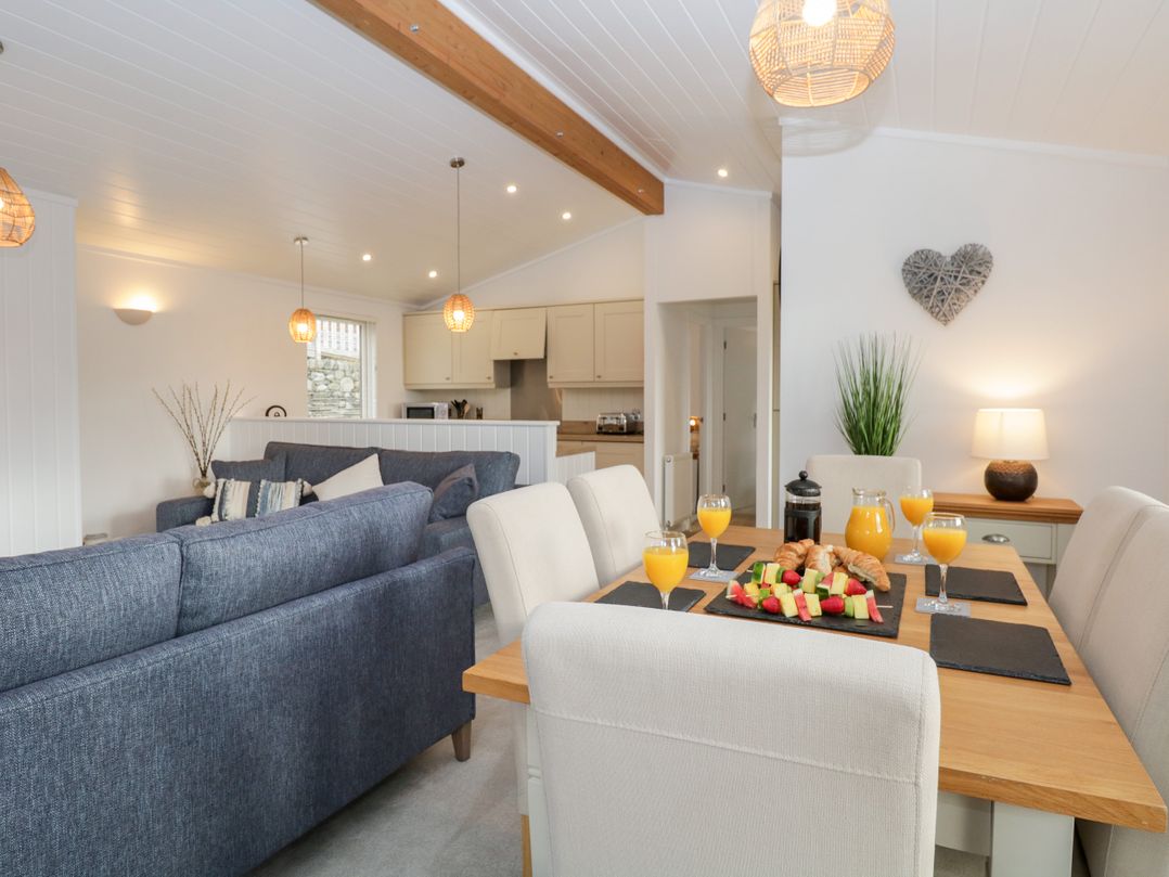Hollytree Lodge