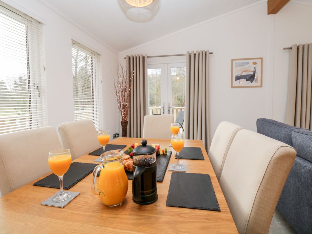 Hollytree Lodge