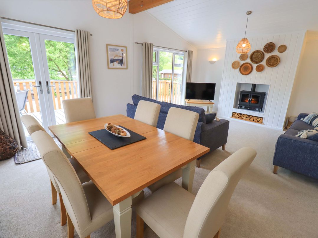 Hollytree Lodge