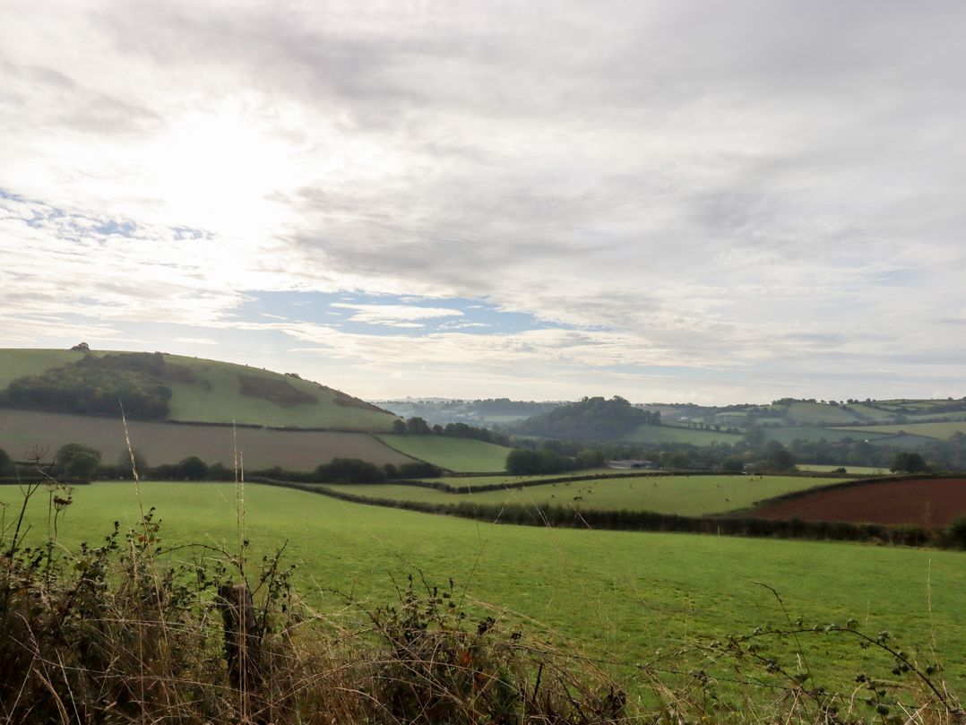 3 Caddaford Barns