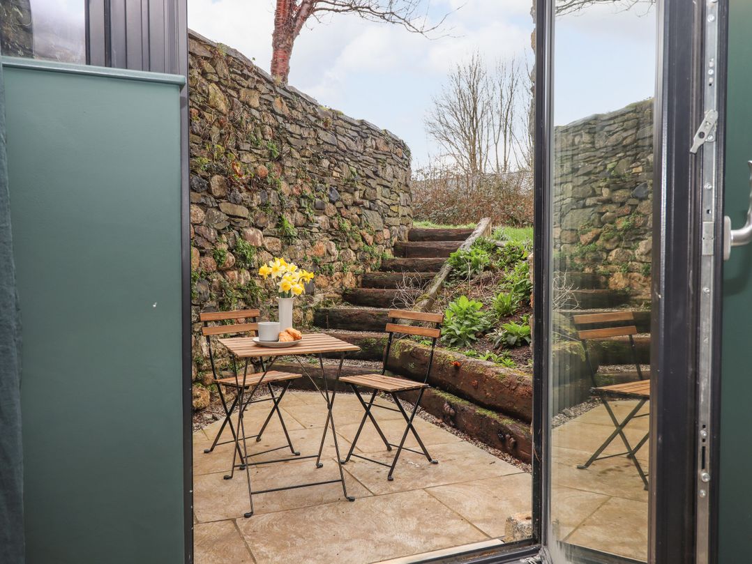 3 Caddaford Barns