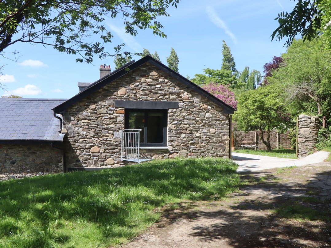 3 Caddaford Barns
