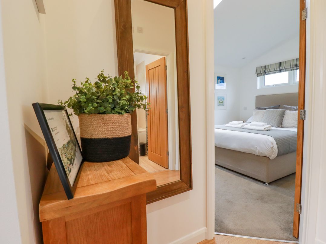 14 Horizon View