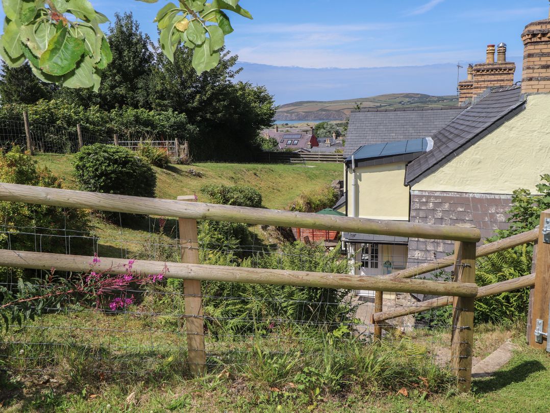 Delfryn, Newport