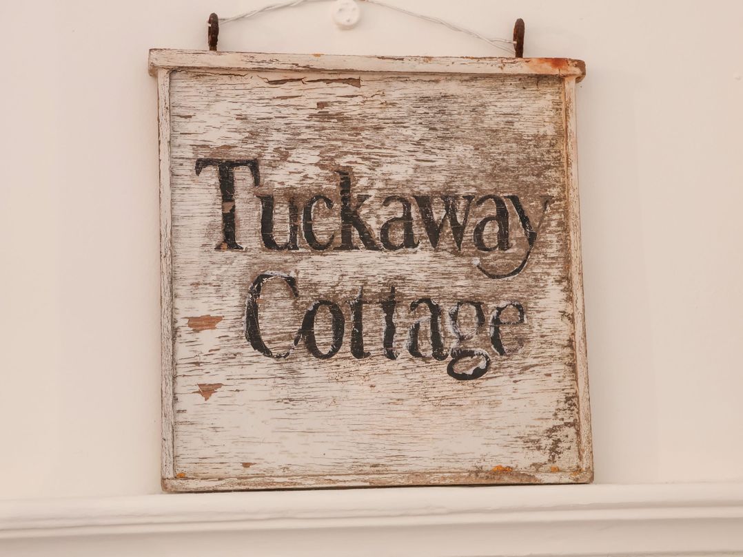 Tuckaway Cottage