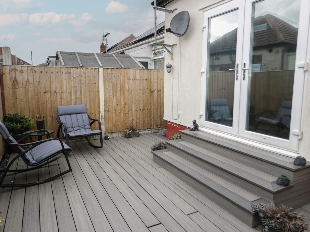 5 Woodside Avenue