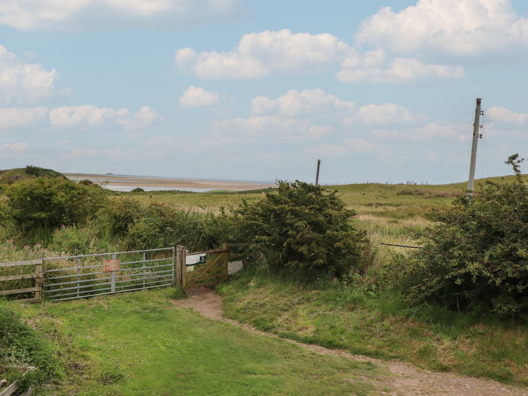 No2 Budle Bay Cottage